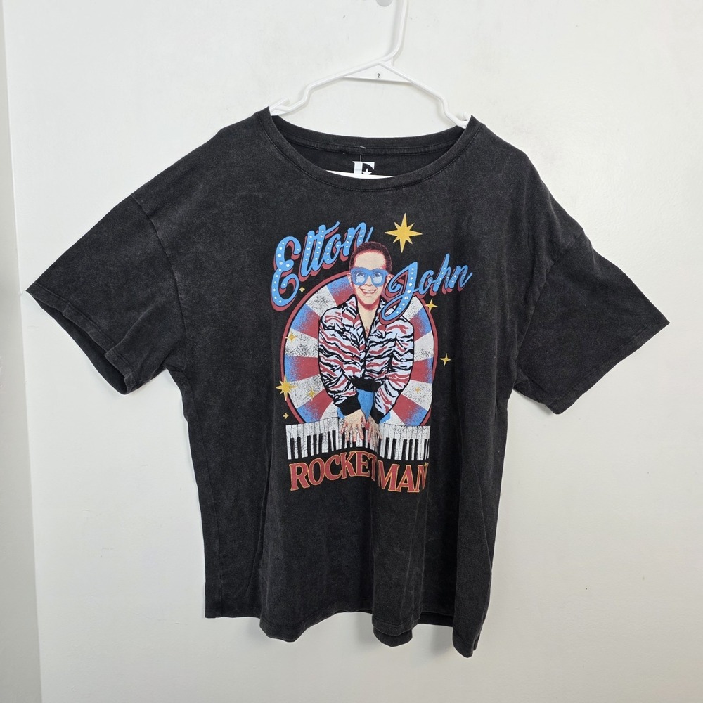 NWT Elton John Black Multicolor Patriotic Rocketman Rhinestone T-Shirt Size XL